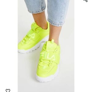 FILA Women's Disruptor Zero Sneakers